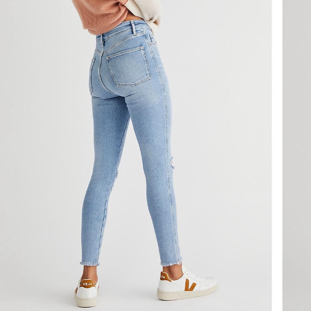 FREE PEOPLE